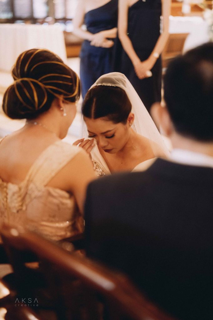 Katharina & Kevin Wedding at The Gallery CIBIS Park Part 3 by vielmakeup - 026
