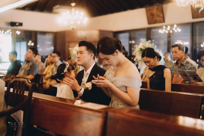 Katharina & Kevin Wedding at The Gallery CIBIS Park Part 3 by vielmakeup - 039