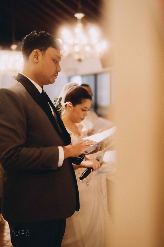 Katharina & Kevin Wedding at The Gallery CIBIS Park Part 3 by vielmakeup - 044