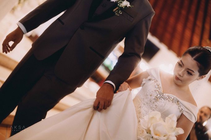 Katharina & Kevin Wedding at The Gallery CIBIS Park Part 3 by vielmakeup - 045