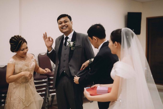 Katharina & Kevin Wedding at The Gallery CIBIS Park Part 4 by vielmakeup - 011
