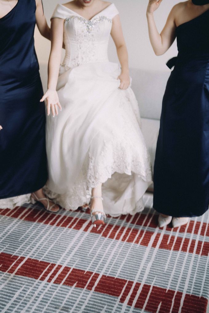 Katharina & Kevin Wedding at The Gallery CIBIS Park Part 4 by vielmakeup - 018