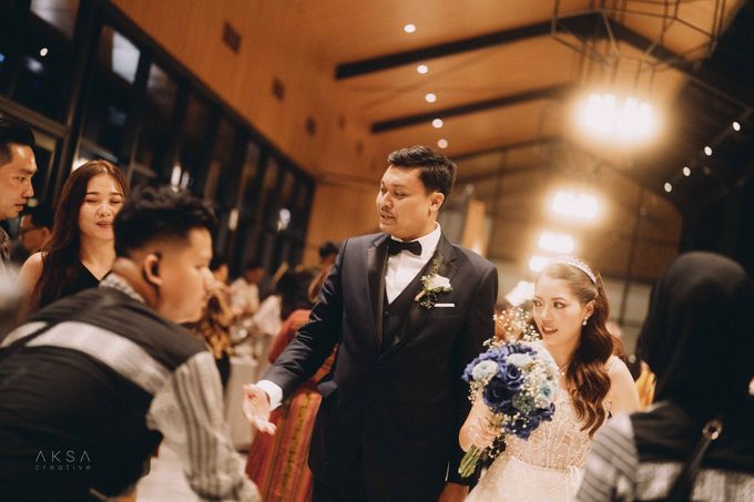 Katharina & Kevin Wedding at The Gallery CIBIS Park Part 5 by vielmakeup - 031 Katharina & Kevin Wedding at The Gallery CIBIS Park Part 5 by vielmakeup - 031