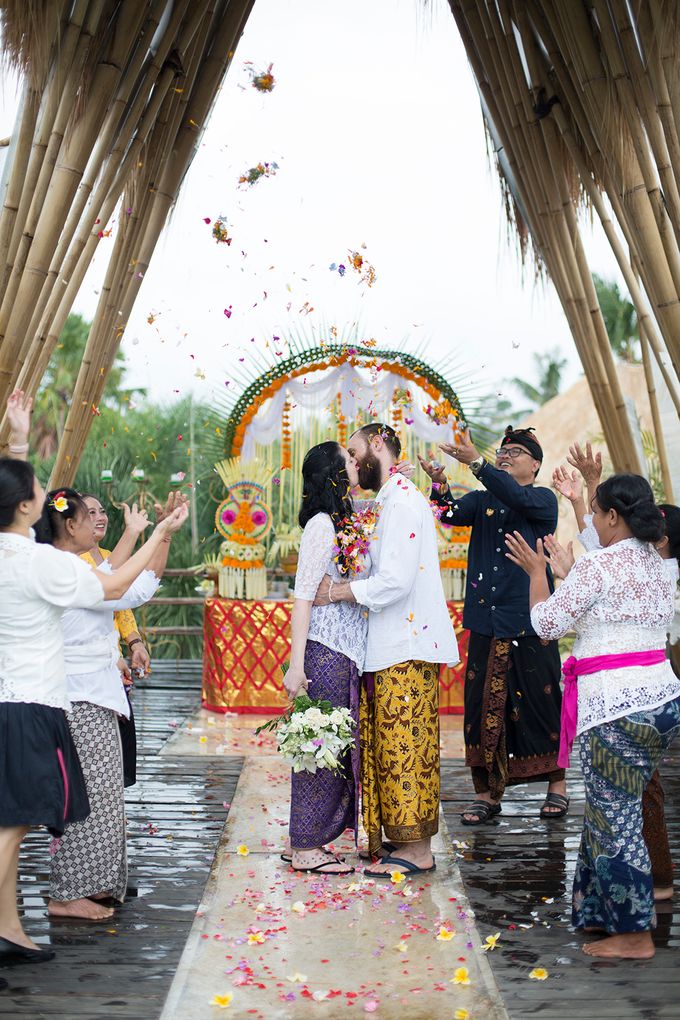 Katie & Nial Balinese Wedding in Ubud by The Mansion Baliwood Resort Hotel and Spa - 011 Katie & Nial Balinese Wedding in Ubud by The Mansion Baliwood Resort Hotel and Spa - 011