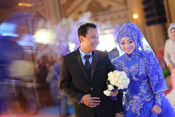 Kebaya Resepsi Muslimah Blue Elektrik Sukma & Alfin by LAKSMI 0817 0370 7670 by LAKSMI - Kebaya Muslimah & Islamic Bride - 005