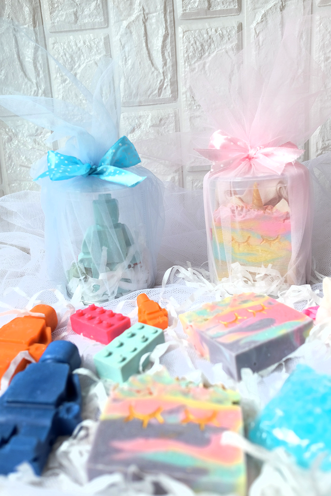 souvenirs for birthday boy