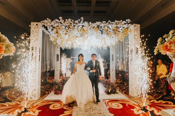 The Royal Wedding Of Kinanta & Anastascya by Honey Wedding & Event Bali - 014 The Royal Wedding Of Kinanta & Anastascya by Honey Wedding & Event Bali - 014
