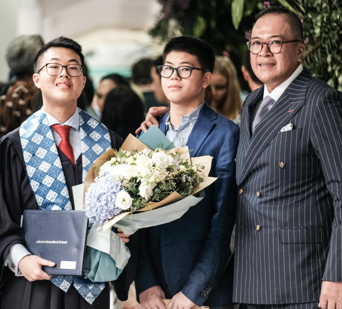 Gentleman Classic 2019 - Part VI by KINGS Tailor & Co. - 002 Gentleman Classic 2019 - Part VI by KINGS Tailor & Co. - 002