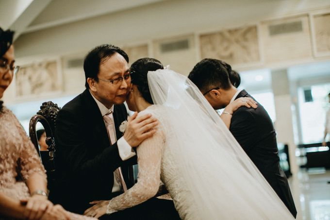 Holy Matrimony Kelvin & Teresa by saptodjojokartiko bride - 019 Holy Matrimony Kelvin & Teresa by saptodjojokartiko bride - 019