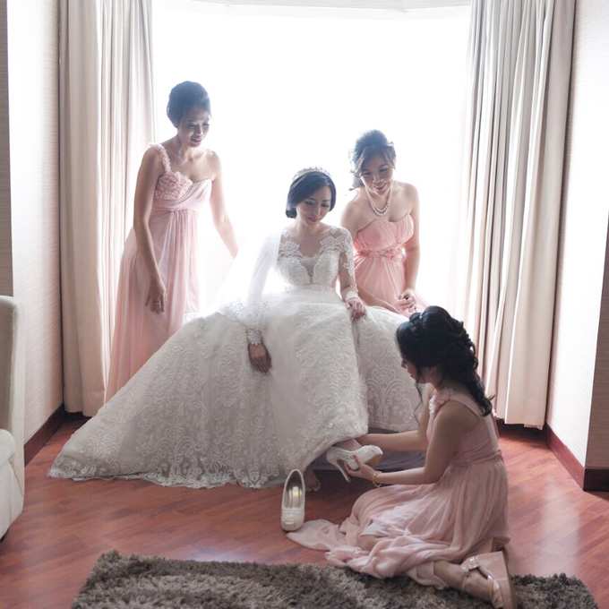 Helen by House Of Lea Bridal - 003