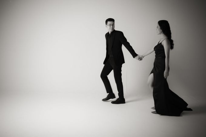 Black & White Prewedding Studio by Lemia Project - 006