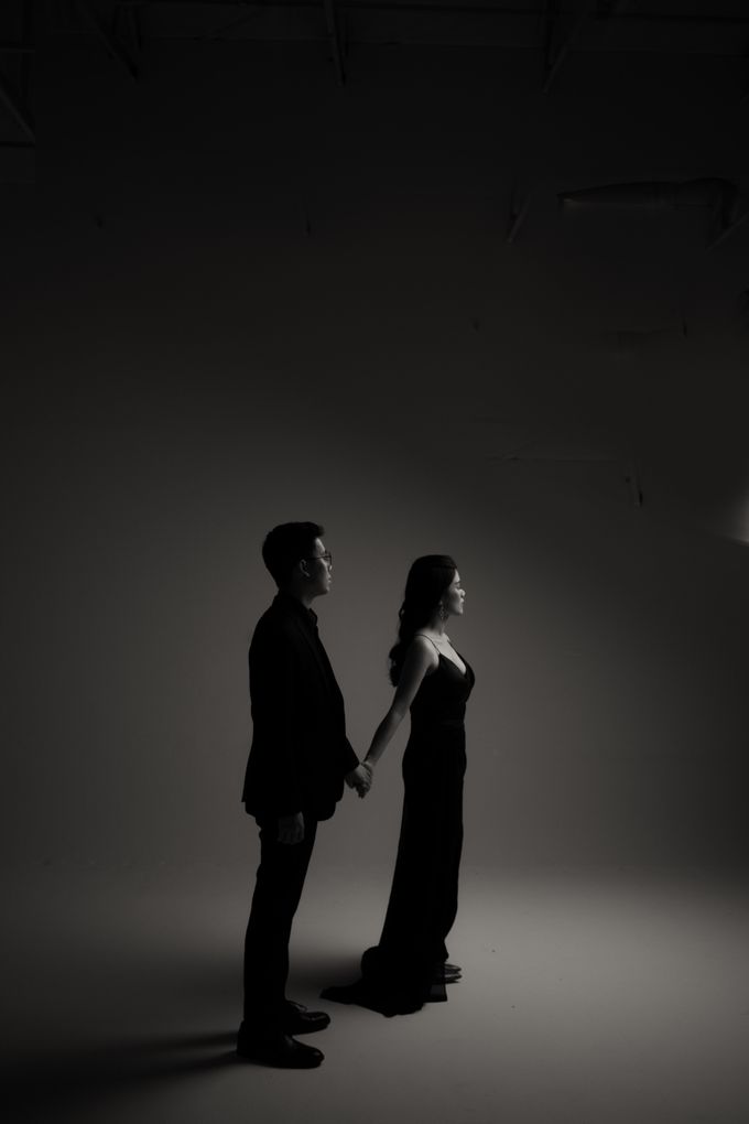 Black & White Prewedding Studio by Lemia Project - 007