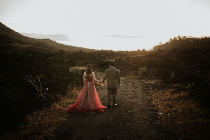 Gunung Batur, Bali - Prewedding of Marwan & Sheren by Lemia Project - 013 Gunung Batur, Bali - Prewedding of Marwan & Sheren by Lemia Project - 013