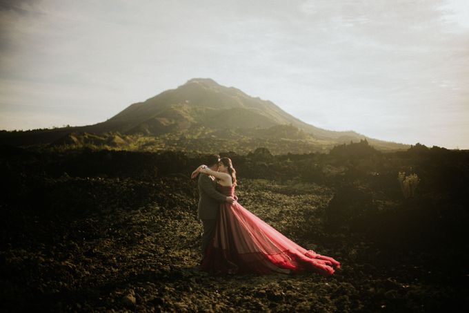 Gunung Batur, Bali - Prewedding of Marwan & Sheren by Lemia Project - 027 Gunung Batur, Bali - Prewedding of Marwan & Sheren by Lemia Project - 027