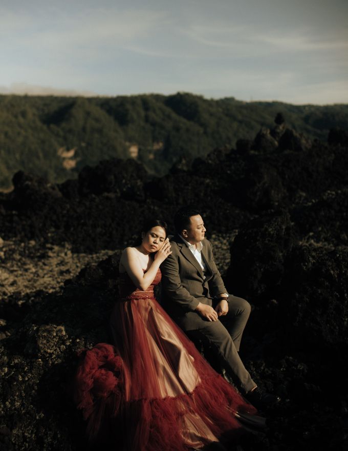 Gunung Batur, Bali - Prewedding of Marwan & Sheren by Lemia Project - 033 Gunung Batur, Bali - Prewedding of Marwan & Sheren by Lemia Project - 033