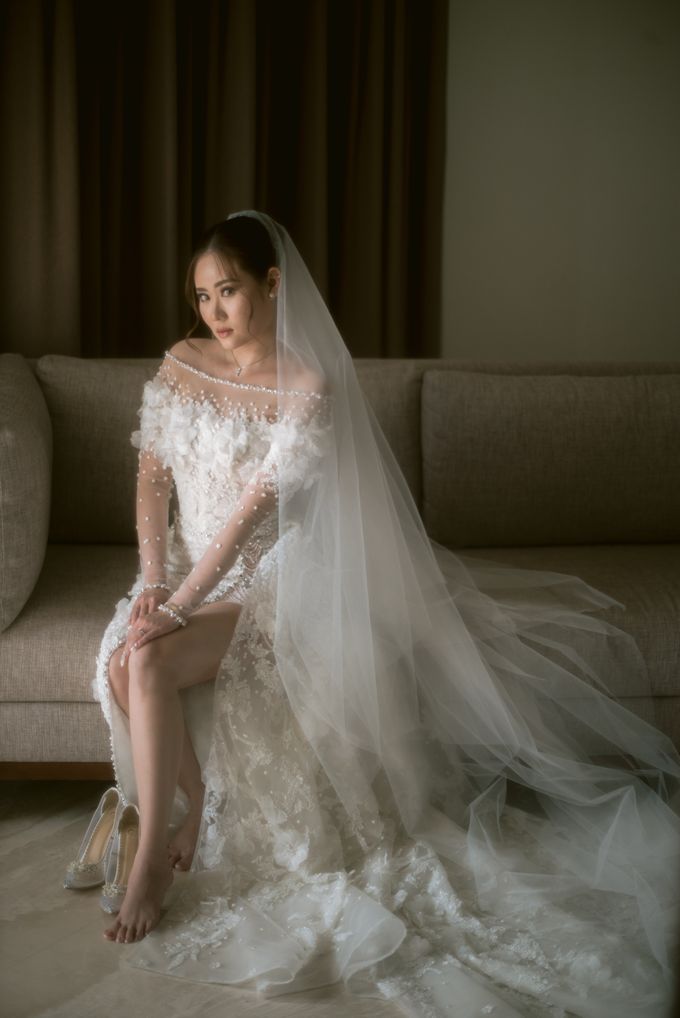 @viviangwen | #SachlireneDanica White 10cm by Lily Sasongko Couture - 002 @viviangwen | #SachlireneDanica White 10cm by Lily Sasongko Couture - 002