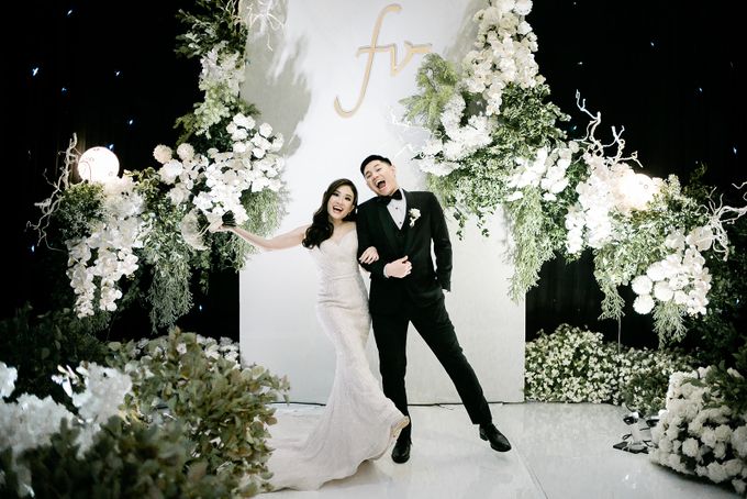 Felix & Violeta Wedding Decoration at Grand Sudirman Ballroom by Valentine Wedding Decoration - 034 Felix & Violeta Wedding Decoration at Grand Sudirman Ballroom by Valentine Wedding Decoration - 034