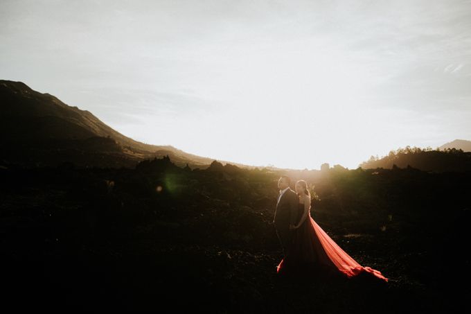 Gunung Batur, Bali - Prewedding of Marwan & Sheren by Lemia Project - 040 Gunung Batur, Bali - Prewedding of Marwan & Sheren by Lemia Project - 040