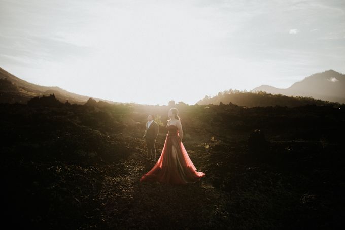Gunung Batur, Bali - Prewedding of Marwan & Sheren by Lemia Project - 041 Gunung Batur, Bali - Prewedding of Marwan & Sheren by Lemia Project - 041