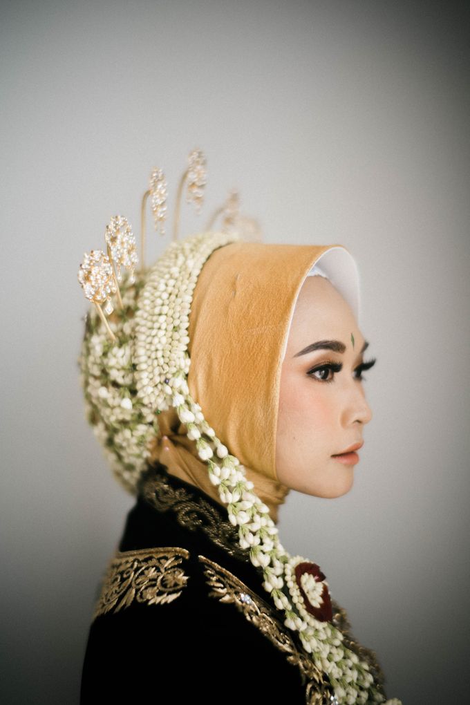 Anis by Chindra Tansil - 011 Anis by Chindra Tansil - 011