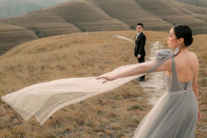 A Journey of Love in the Heart of Sumba by Cesar Picture - 042