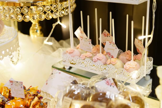 Wedding of Christian & Emilia - Suede Sweet Corner by Questo La Casa Pastry - 006 Wedding of Christian & Emilia - Suede Sweet Corner by Questo La Casa Pastry - 006