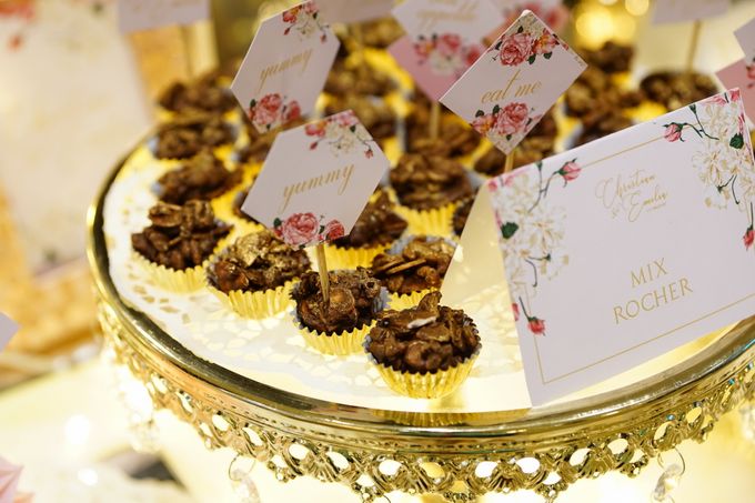 Wedding of Christian & Emilia - Suede Sweet Corner by Questo La Casa Pastry - 015 Wedding of Christian & Emilia - Suede Sweet Corner by Questo La Casa Pastry - 015