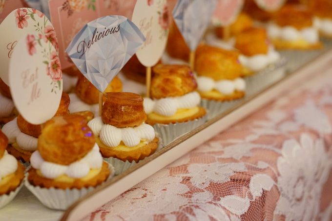 Wedding of Yongki & Indhira - Jardin Sweet Corner by Questo La Casa Pastry - 018 Wedding of Yongki & Indhira - Jardin Sweet Corner by Questo La Casa Pastry - 018