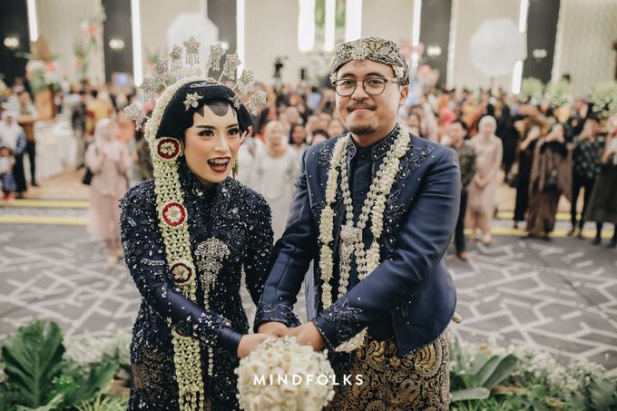 Compilation of Hand-Bouquet Toss Event by Menara Mandiri by IKK Wedding (ex. Plaza Bapindo) - 007 Compilation of Hand-Bouquet Toss Event by Menara Mandiri by IKK Wedding (ex. Plaza Bapindo) - 007