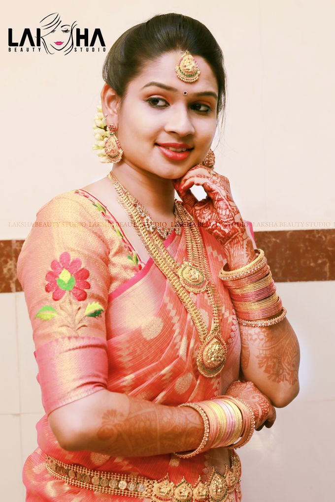 Bridal Makeup by Laksha Beauty Studio - 020 Bridal Makeup by Laksha Beauty Studio - 020