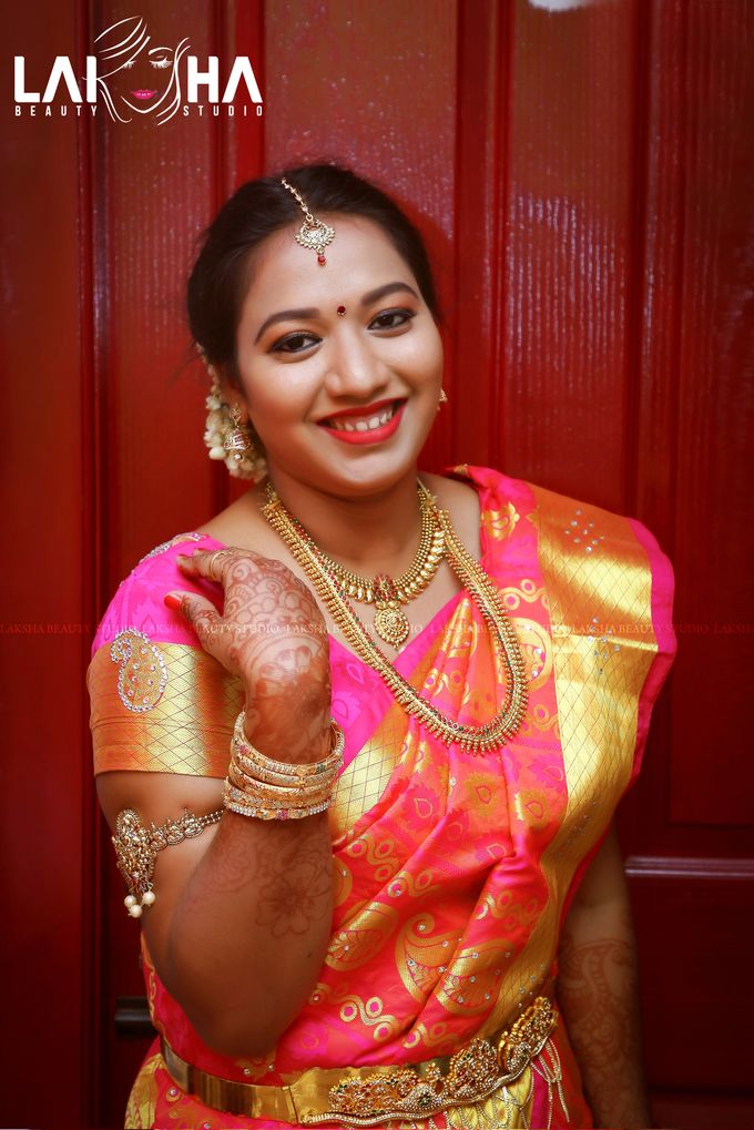 Bridal Makeup by Laksha Beauty Studio - 036 Bridal Makeup by Laksha Beauty Studio - 036