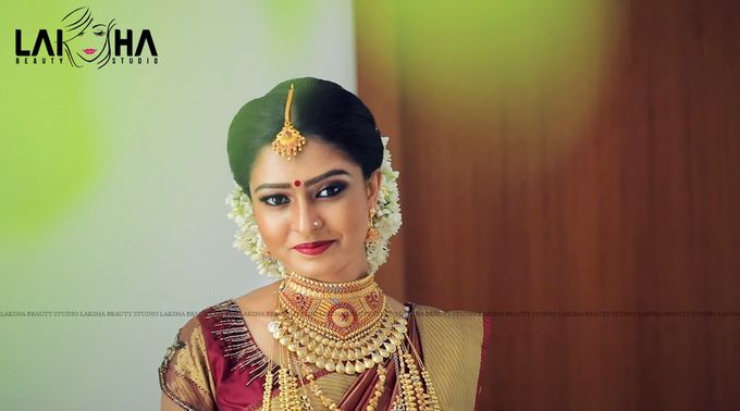 Bridal Makeup by Laksha Beauty Studio - 009