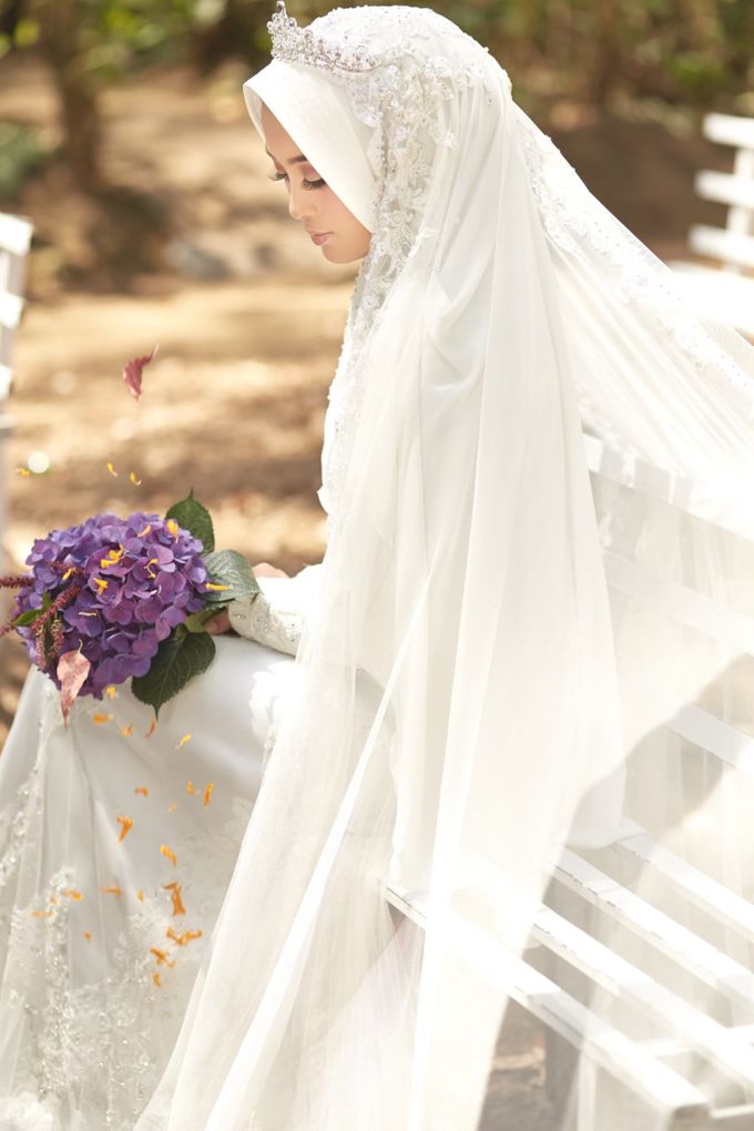 Akad Hijrah Series 01 Busana Syari Akad by LAKSMI - Kebaya Muslimah & Islamic Bride - 012 Akad Hijrah Series 01 Busana Syari Akad by LAKSMI - Kebaya Muslimah & Islamic Bride - 012