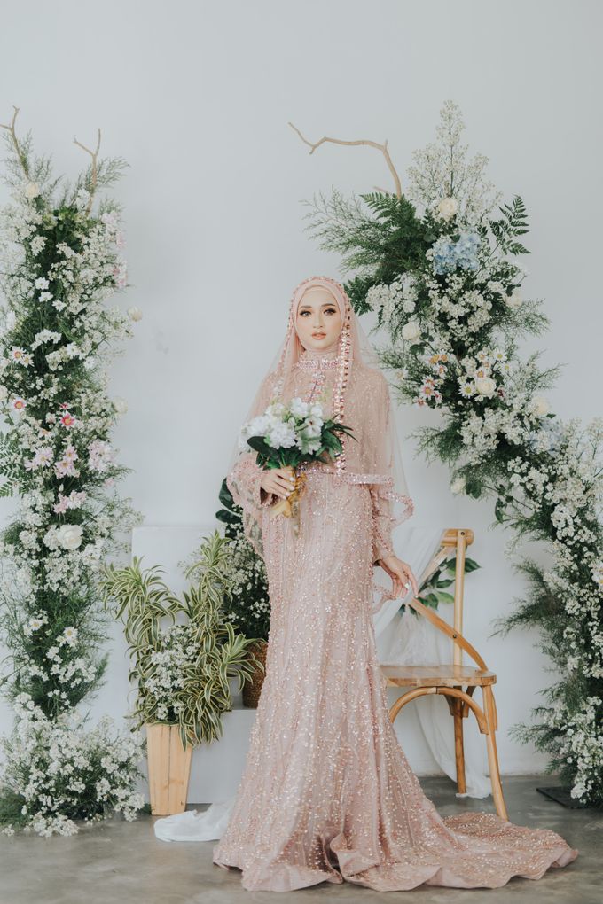 Photoshoot Dusty Pink Rainy by LAKSMI - Kebaya Muslimah & Islamic Bride - 008