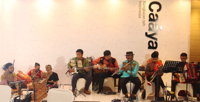 Lantun Orchestra peluncuran produk CAAYA by AQUA by Chaka Music - 003