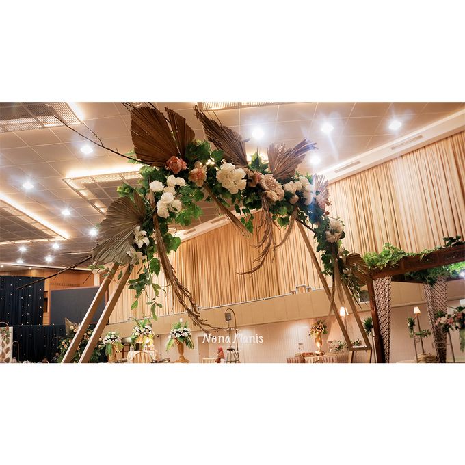 Laras & Rijal Wedding Decoration by Nona Manis Creative Planner - 004 Laras & Rijal Wedding Decoration by Nona Manis Creative Planner - 004