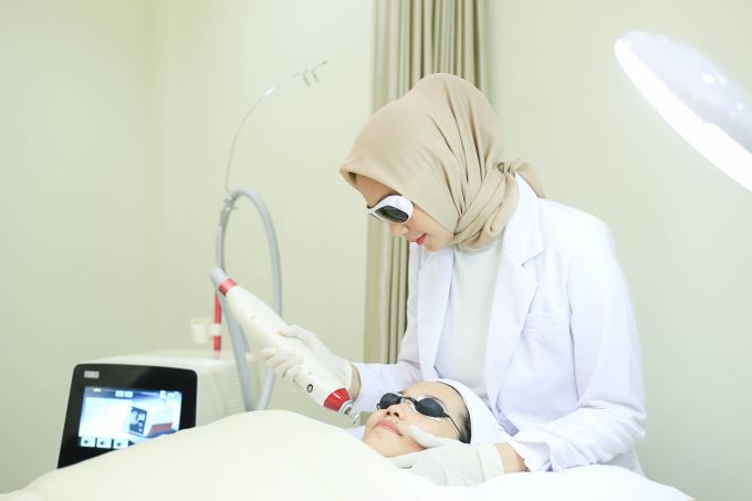 Laser Glowing 5 STEP by Z Glow Clinic - 001 Laser Glowing 5 STEP by Z Glow Clinic - 001
