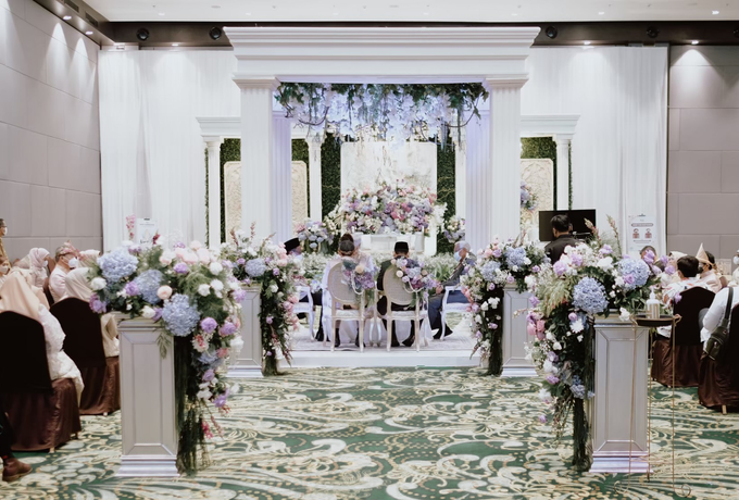 Wedding of Belinda and Bayu at HIS Ballroom Jamsos by Lavagold Design - 014