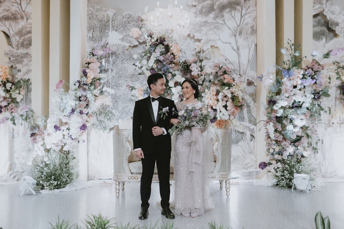 Elisha &Kevin | Ritz Ballroom Wedding by The Ritz-Carlton Jakarta, Mega Kuningan - 007