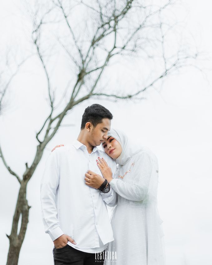 The Prewedding of Mona & Anang by Lestetica Photo & Video - 010 The Prewedding of Mona & Anang by Lestetica Photo & Video - 010
