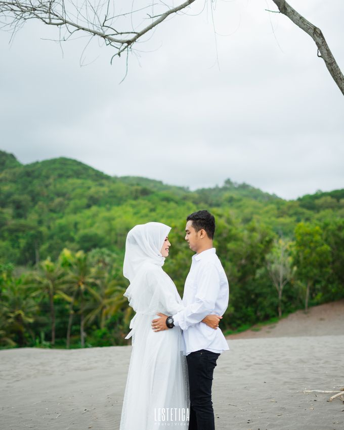 The Prewedding of Mona & Anang by Lestetica Photo & Video - 045 The Prewedding of Mona & Anang by Lestetica Photo & Video - 045