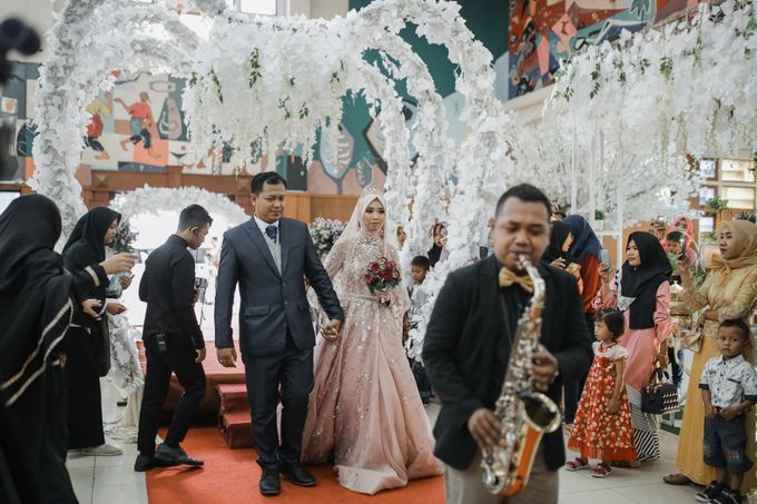 The Wedding Of Elly & Rizal by LM Wedding Planner & Event Organizer - 020 The Wedding Of Elly & Rizal by LM Wedding Planner & Event Organizer - 020