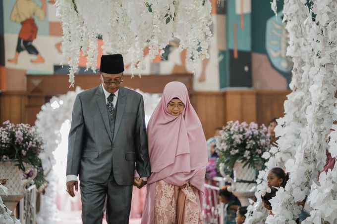 The Wedding Of Elly & Rizal by LM Wedding Planner & Event Organizer - 021 The Wedding Of Elly & Rizal by LM Wedding Planner & Event Organizer - 021