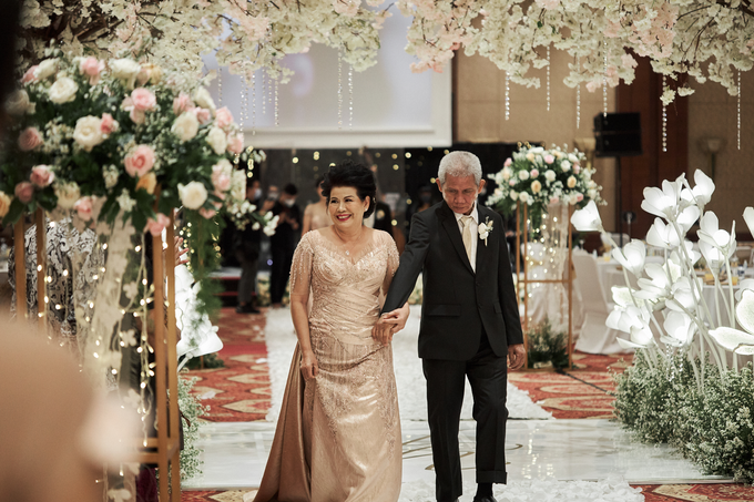 Ancilla And Yulius Wedding Day by JW Marriott Hotel Jakarta - 010