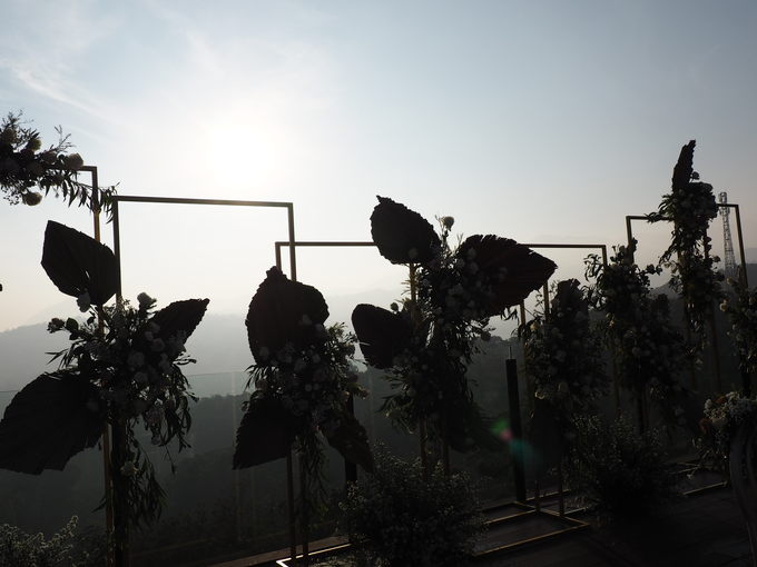Modern intimate wedding by Lovemedecor.id - 007 Modern intimate wedding by Lovemedecor.id - 007