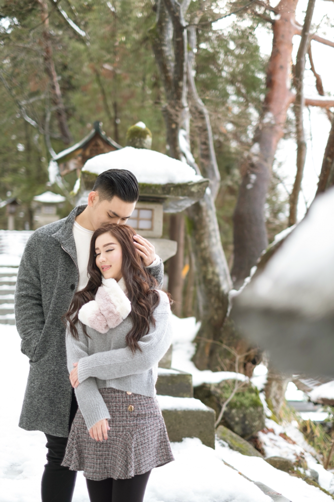 Prewedding Japan Winter by Yos - Edward & Wenda by Loxia Photo & Video - 011 Prewedding Japan Winter by Yos - Edward & Wenda by Loxia Photo & Video - 011