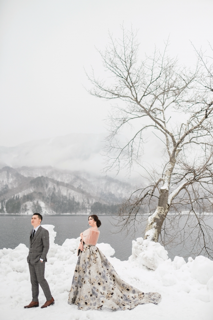 Prewedding Japan Winter by Yos - Edward & Wenda by Loxia Photo & Video - 025 Prewedding Japan Winter by Yos - Edward & Wenda by Loxia Photo & Video - 025