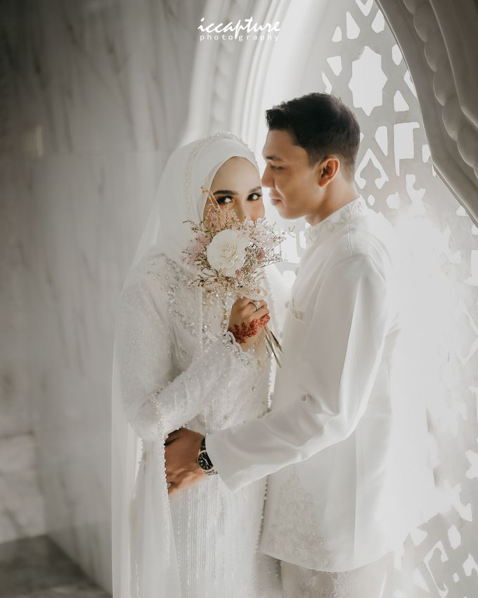 From Lerisa & Fauzan's wedding session. by iccapture photography - 002