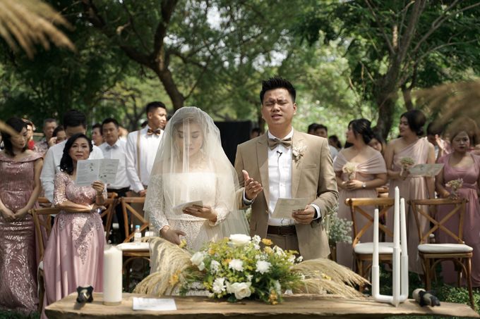 Ceremony Wedding Revi & Angel 19 Mei 2019 by Priceless Wedding Planner & Organizer - 011 Ceremony Wedding Revi & Angel 19 Mei 2019 by Priceless Wedding Planner & Organizer - 011