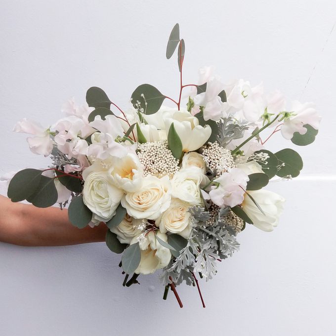 Wintery Themed Wedding by Tiffany's Flower Room - 005 Wintery Themed Wedding by Tiffany's Flower Room - 005